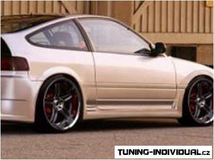 http://www.tuning-garage.cz/foto/bodykit/BKHCRXROF-W_4.jpg