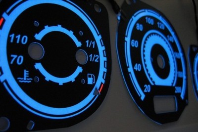 http://www.tuning-garage.cz/foto/indiglo_LT_8.jpg