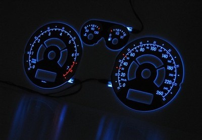 http://www.tuning-garage.cz/foto/indiglo__passat_VZ1_2.jpg